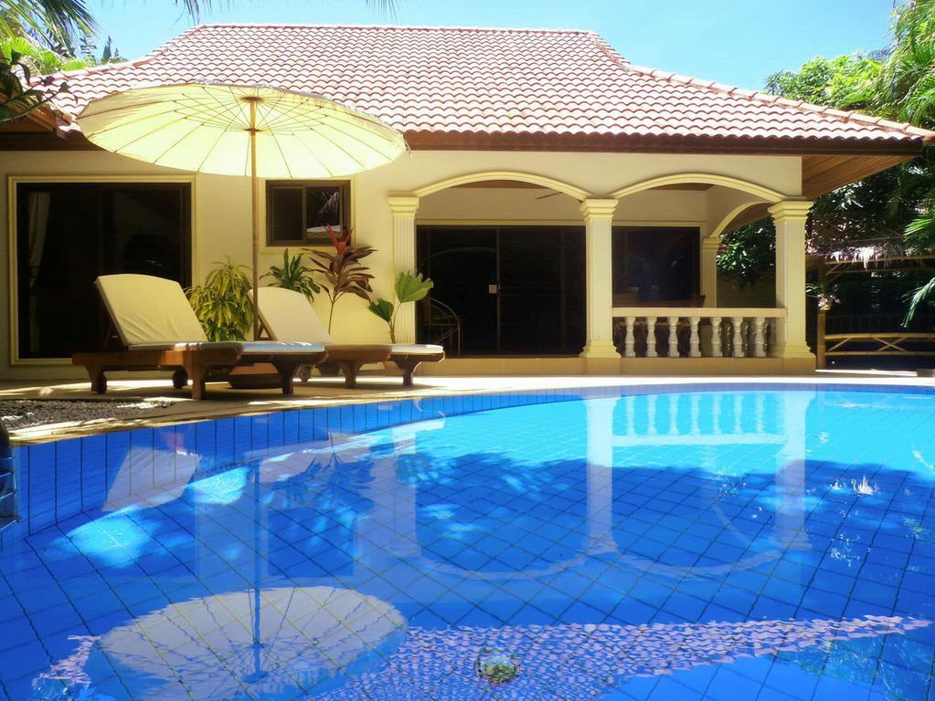 Coconut Paradise Holiday Villas Phuket Rom bilde